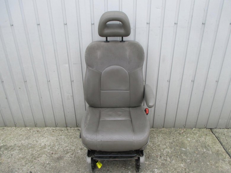 Сиденья додж караван 4