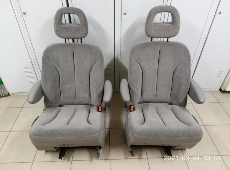 Сиденье крайслер гранд вояджер