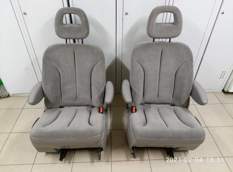 Крайслер вояджер сиденья