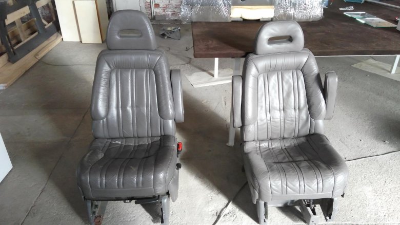 Переднее сиденье