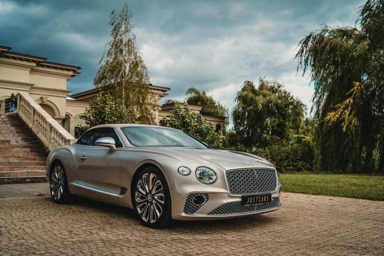 Bentley continental gt v 8