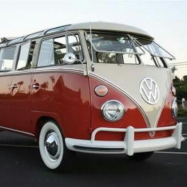Старый микроавтобус фольксваген