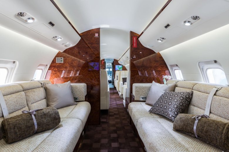 Bombardier challenger 850 салон