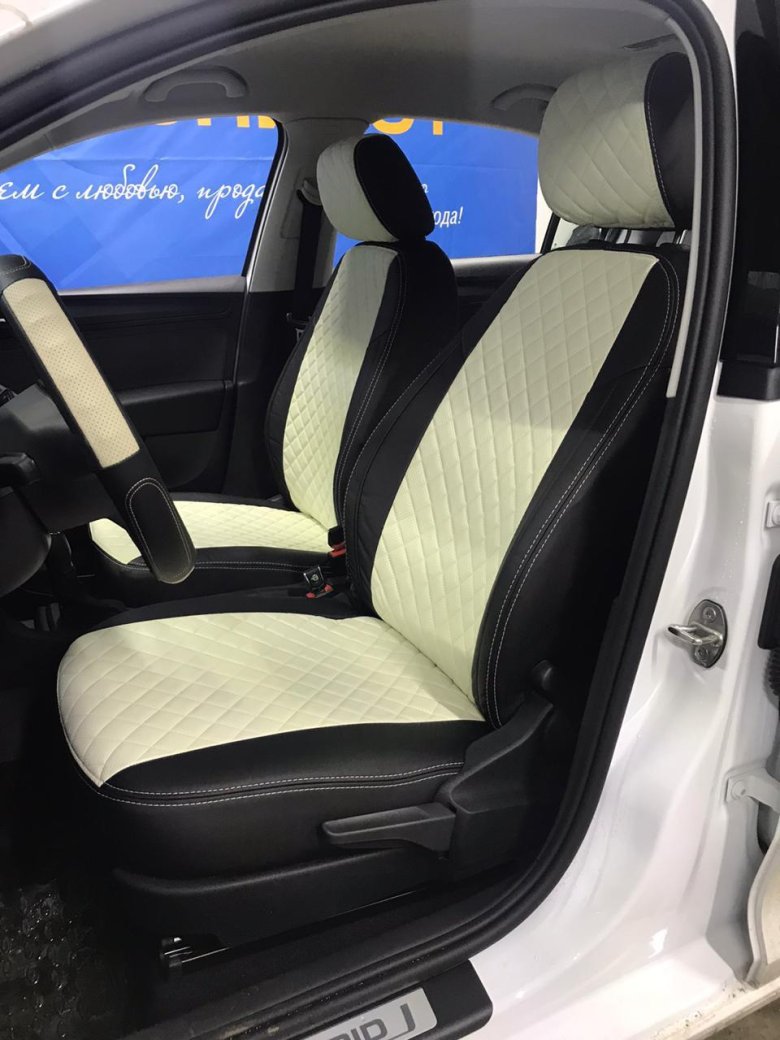 Авточехлы на шкода рапид 2017 года