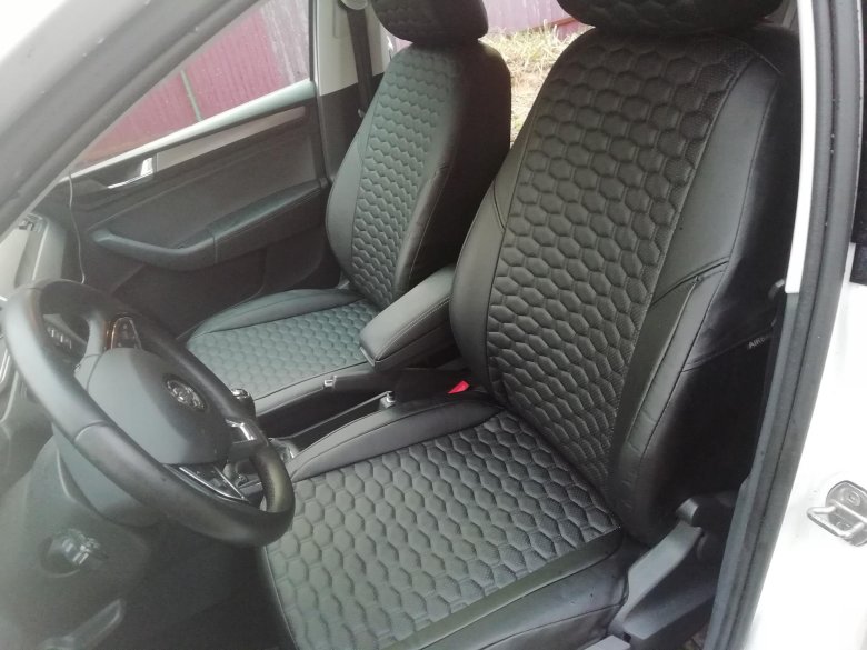 Чехлы на шкода рапид 2018