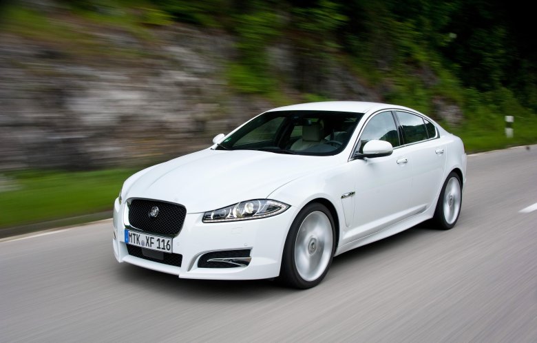 Ягуар xf 2012 белый