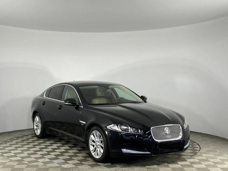 Jaguar xf 2014