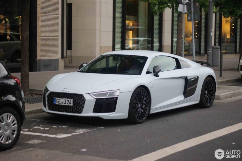 Ауди r 8