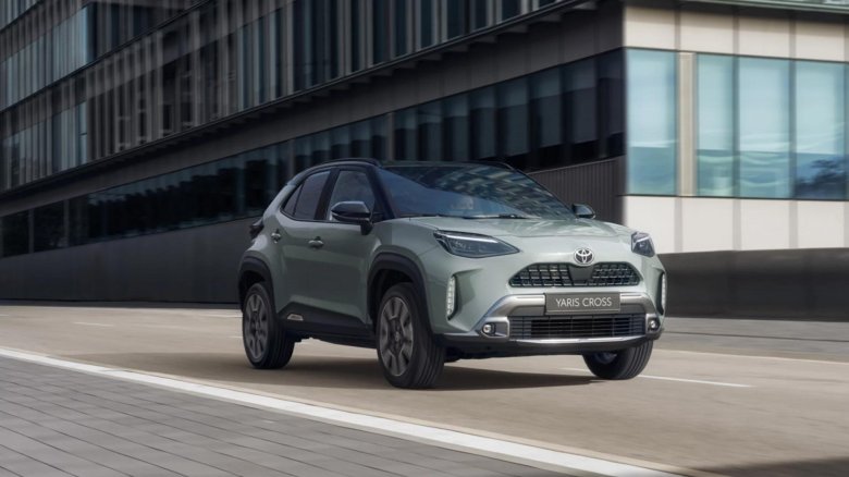 Toyota yaris cross 2025