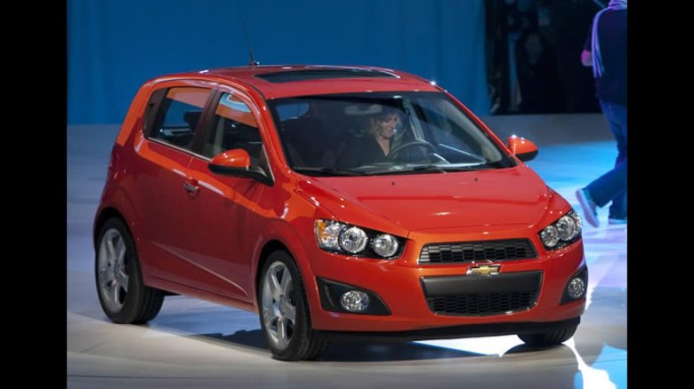 Шевроле авео хэтчбек 2014