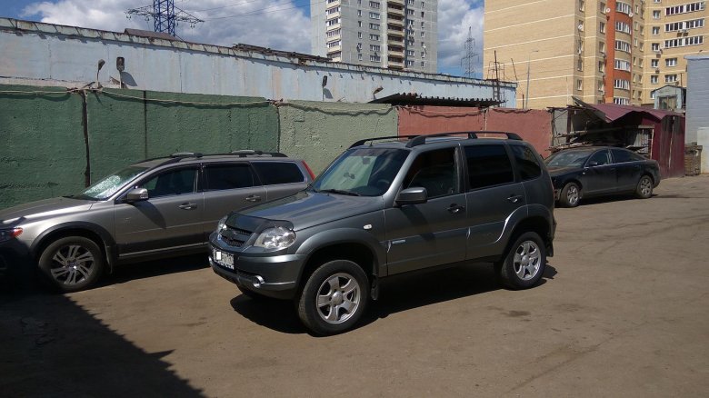 Chevrolet niva 2012