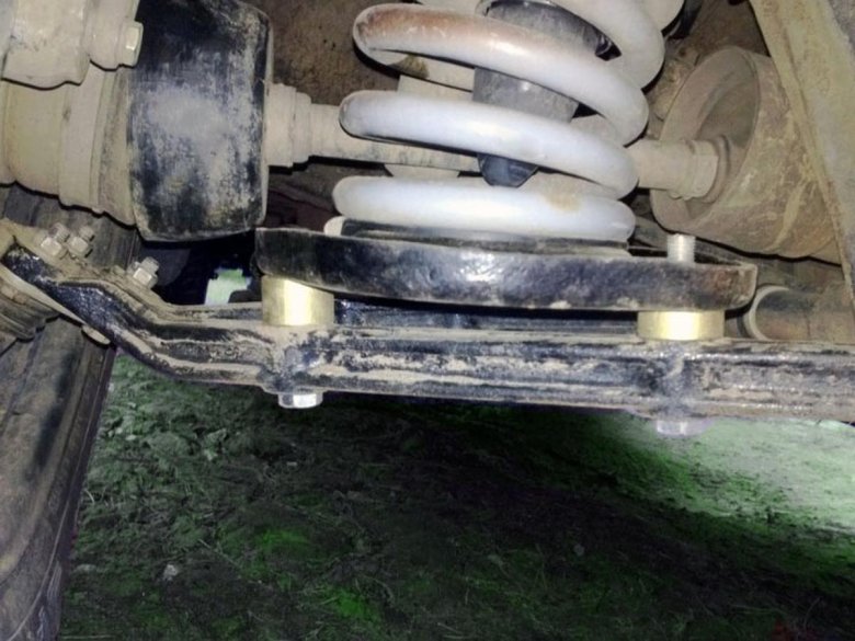 Лифт передней подвески нива 21213