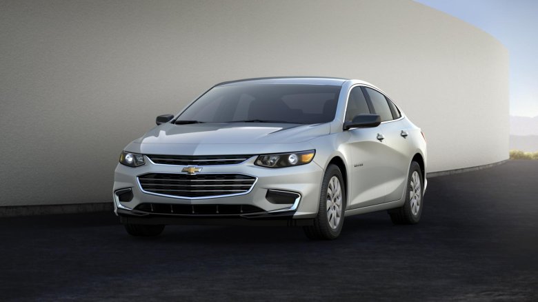 Шевроле малибу 2016