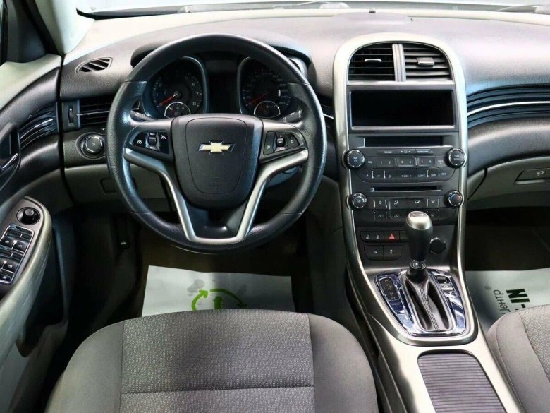 Chevrolet malibu 2012