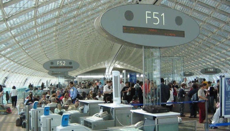 Аэропорт парижа шарль де голль