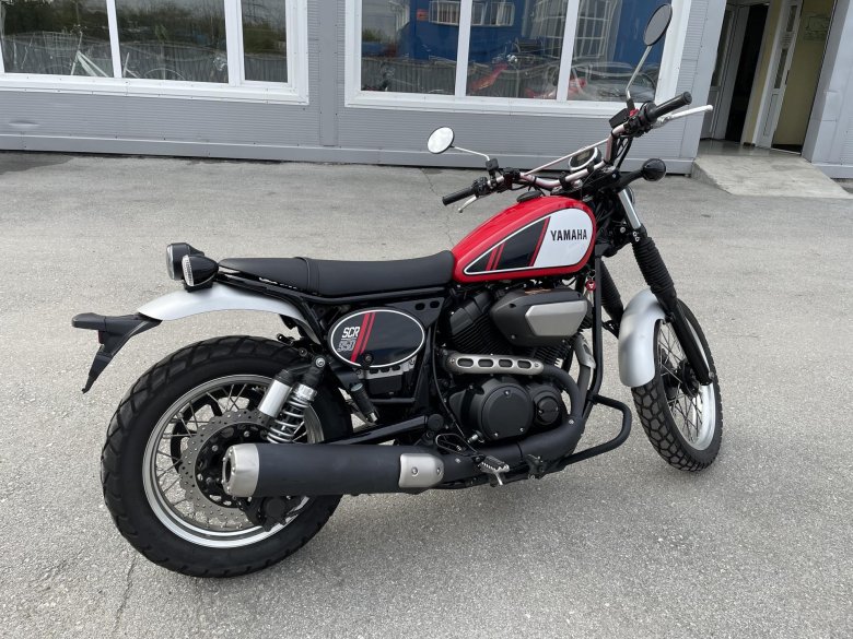 Мотоцикл yamaha