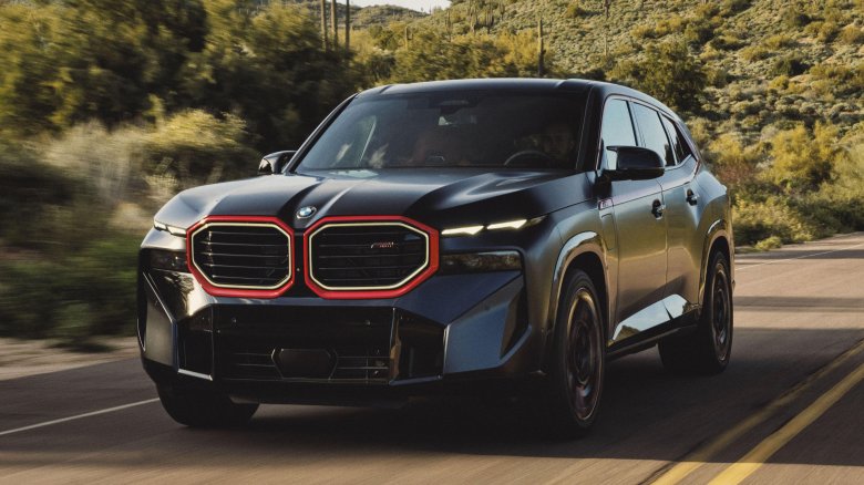 Новая бмв xm