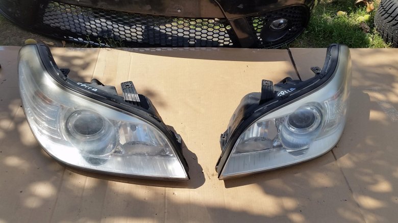 Фара правая для