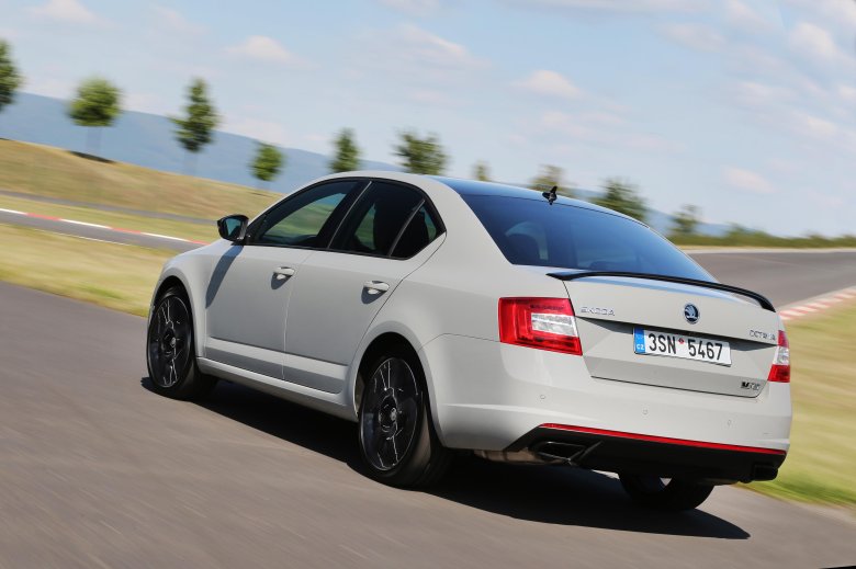 Skoda octavia rs 2017