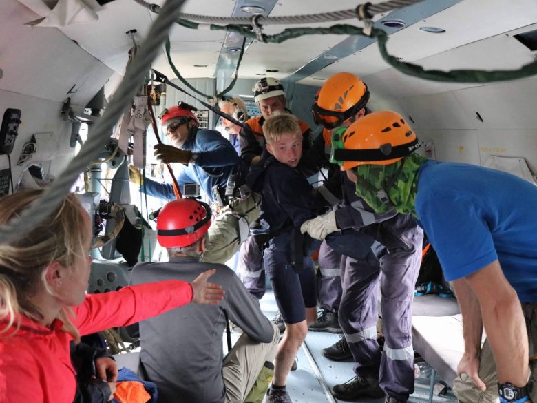 Спасатели мчс россии