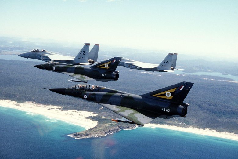 Мираж 3 самолет