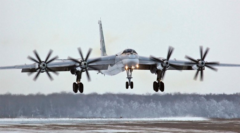 Стратегический бомбардировщик ту 95