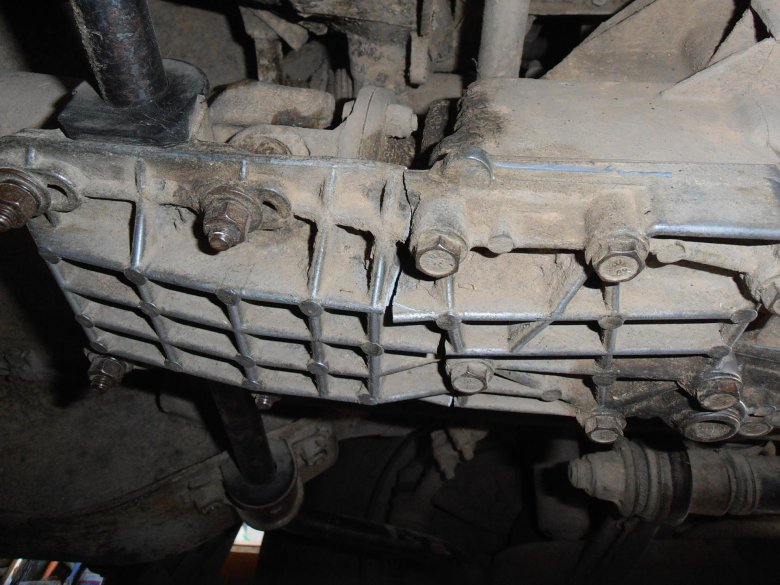 Крышка редуктора переднего моста нива шевроле