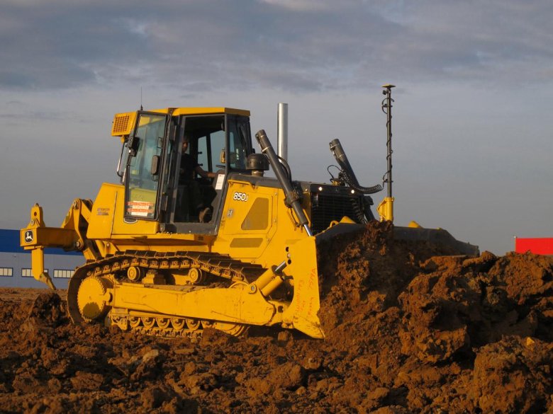 Бульдозер комацу