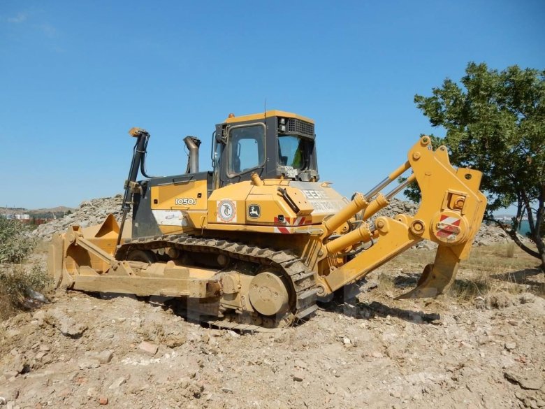 Бульдозер john deere 1050j