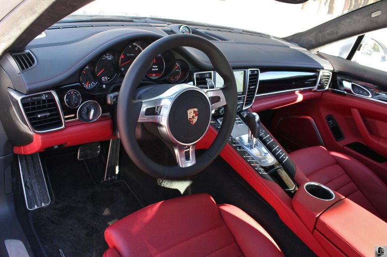 Порше панамера 2015 салон