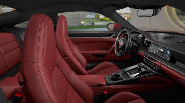 Porsche 911 992 carrera 4s салон