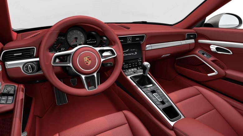 Порше 911 турбо с салон