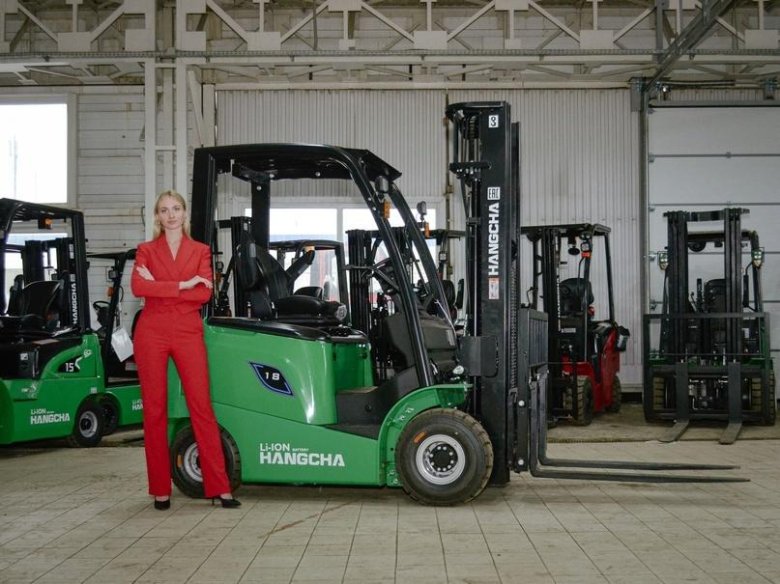 Погрузчик вилочный электрический