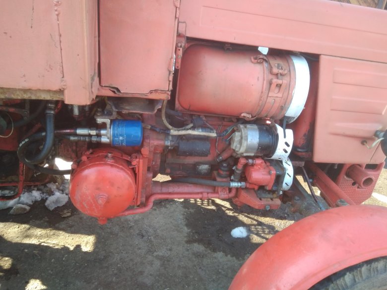 Дополнительный гидробак на т 25