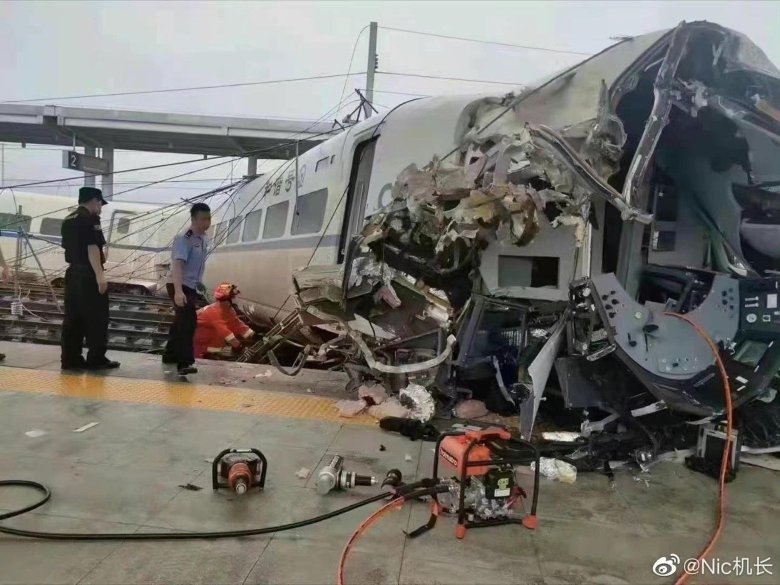 Крушение пассажирского поезда