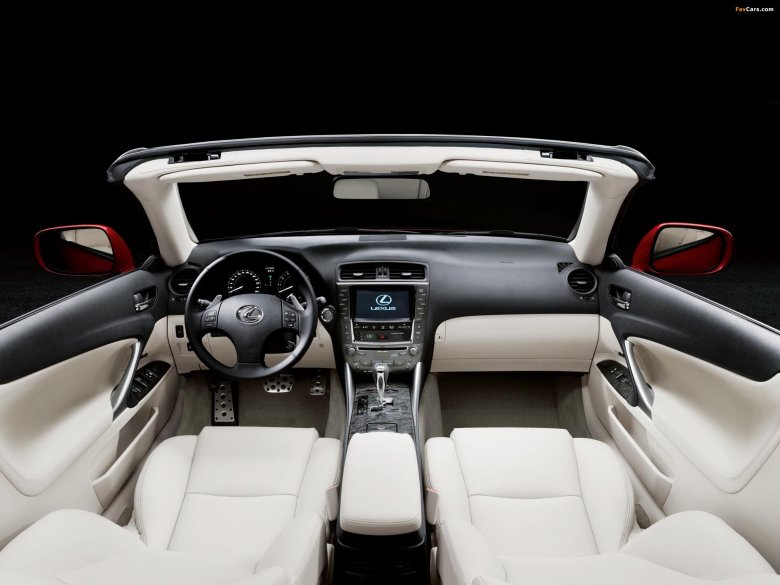 Lexus is 250 салон