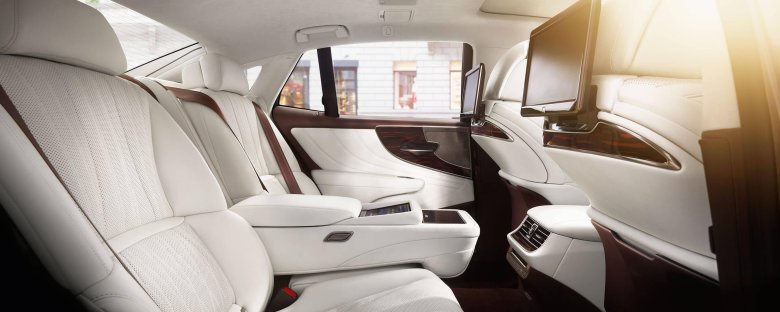 Lexus ls 500 interior