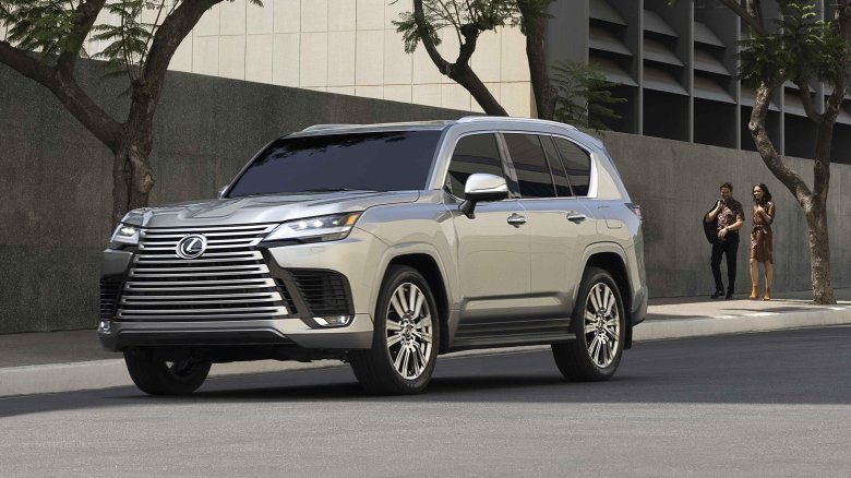 Lexus lx 600