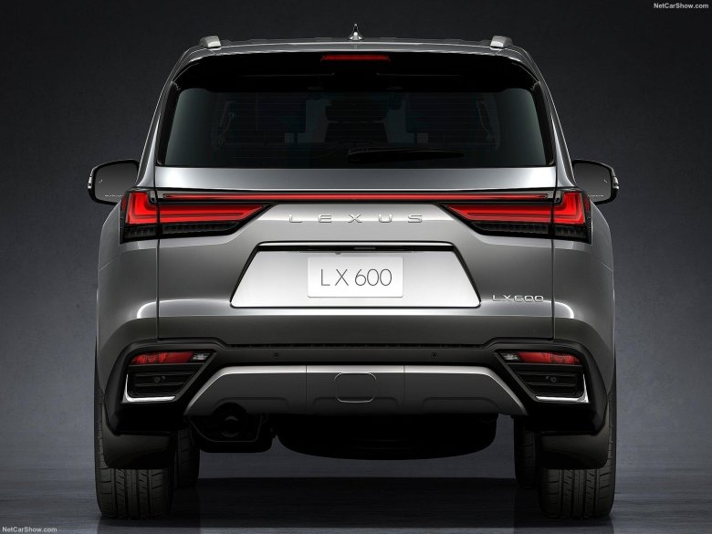 Новый лексус лх