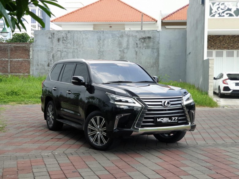 Лексус lx570 2023