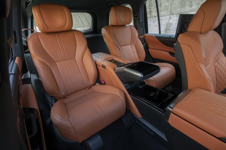 Лексус lx 600 vip