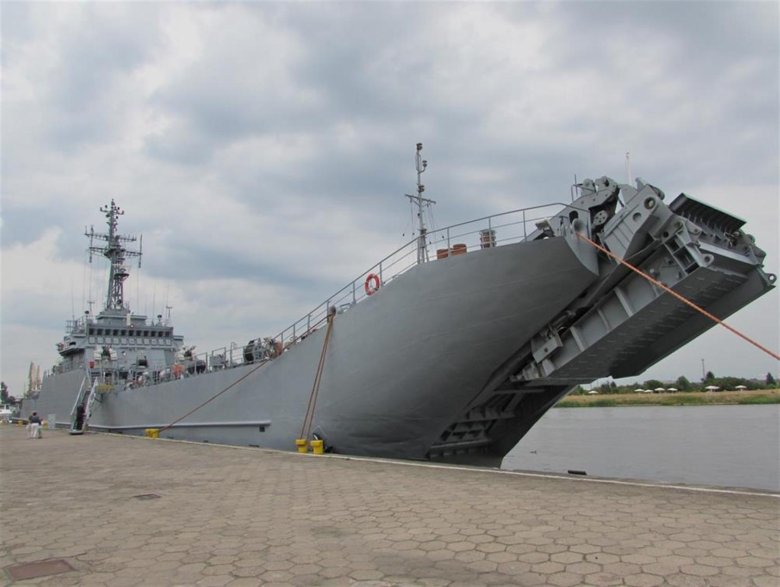 Константин ольшанский десантный корабль