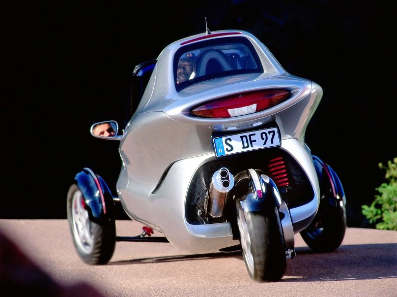 Трехколесная бмв