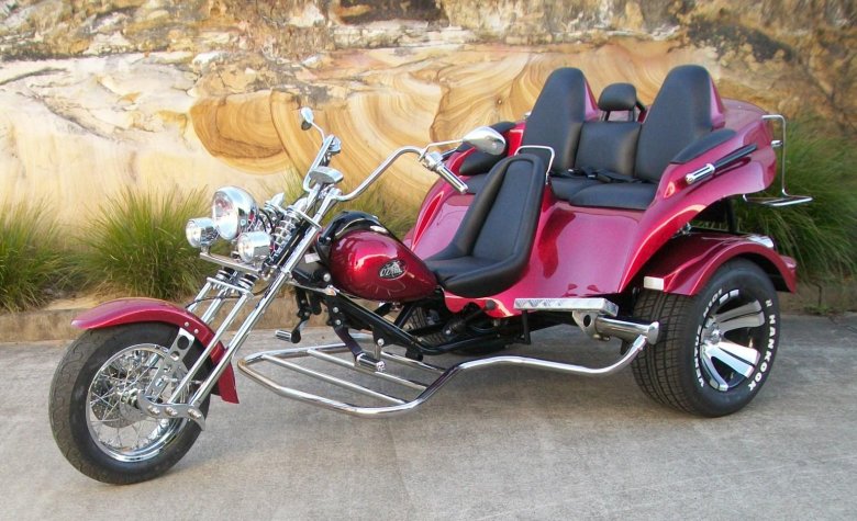 Трёхколёсный мотоцикл harley davidson