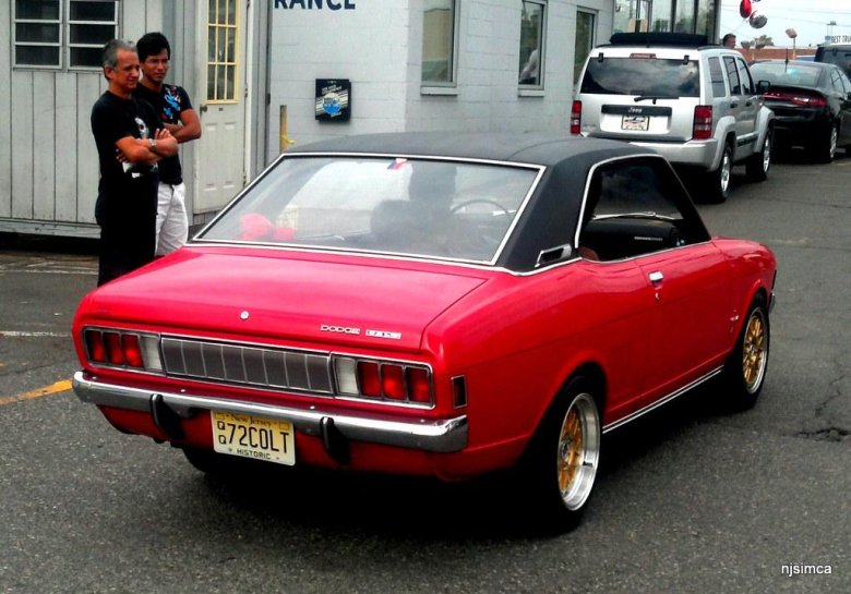Додж кольт 1970