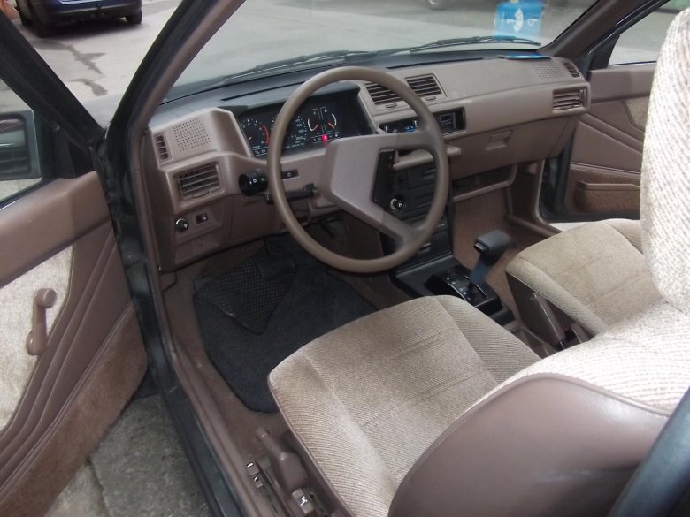 Mitsubishi colt c10 салон