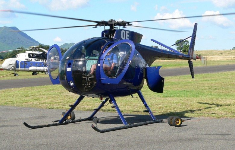 Хьюз 500д вертолет