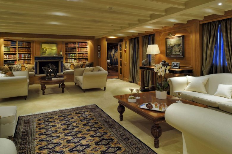 Christina o яхта