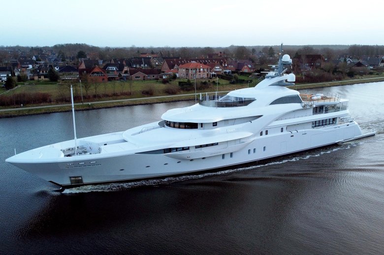 Яхта путина грейсфул