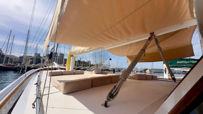 Яхта в турции